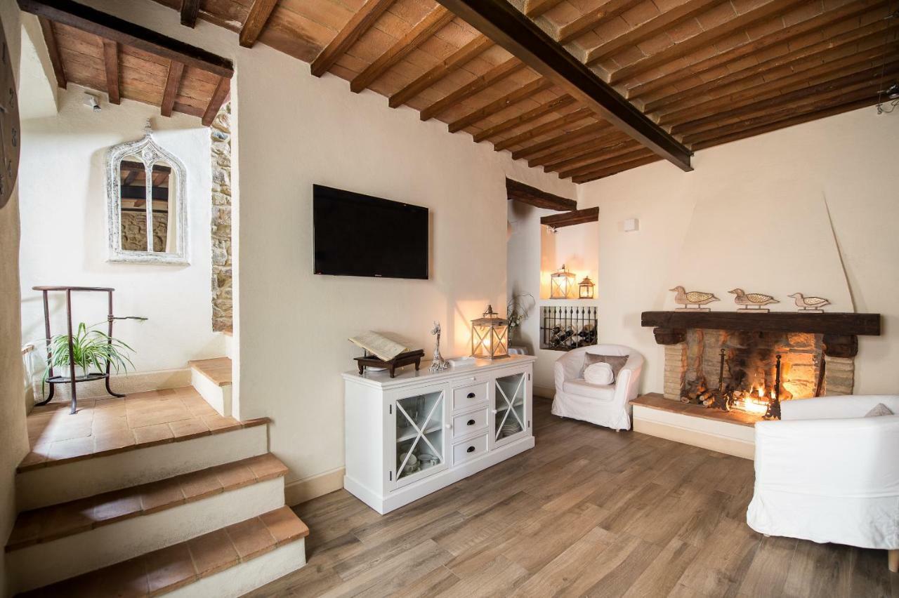 La Casa Di Alice Villa Castelnuovo dellʼAbate Dış mekan fotoğraf